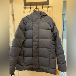 LULULEMON - Wunderpuff in Tech Canvas. Brand new, never worn. Navy. Size SMALL